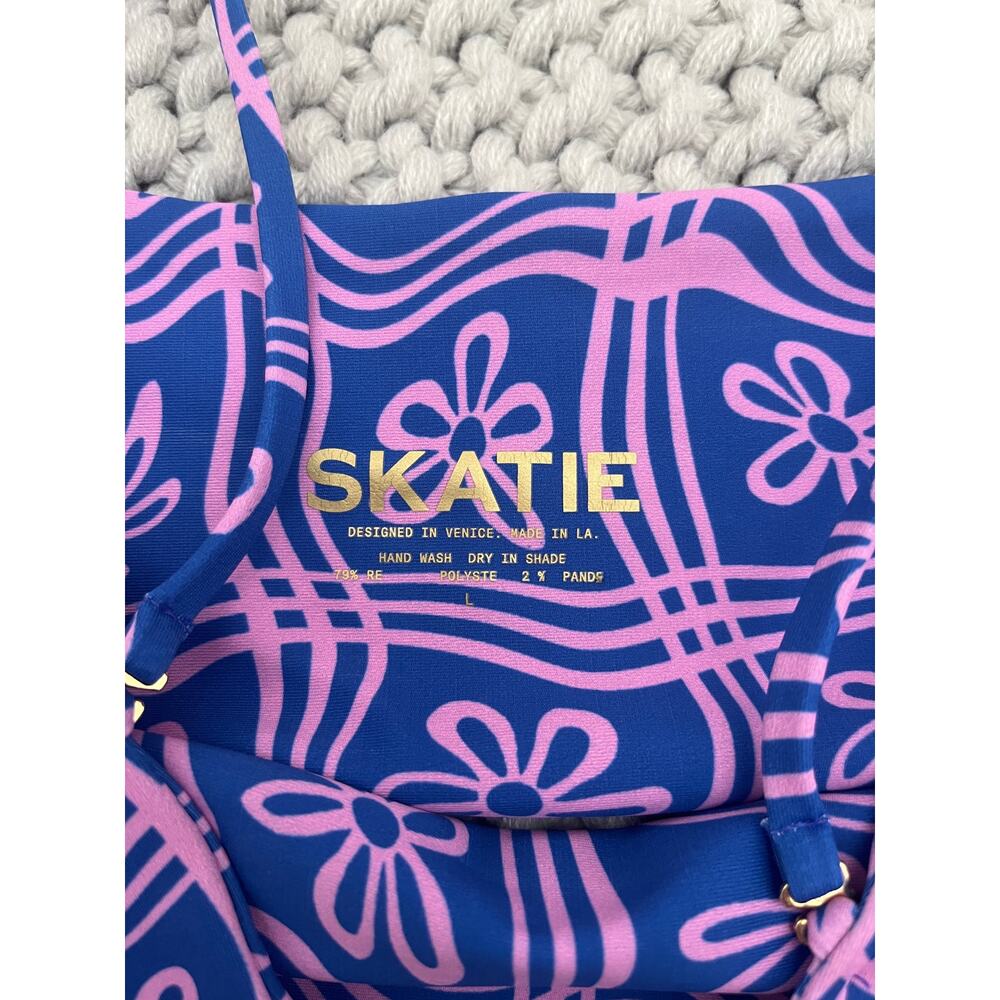 NWOT Skatie• ‘Annie’ Bikini Top in HERMOSA - Picture 8 of 8